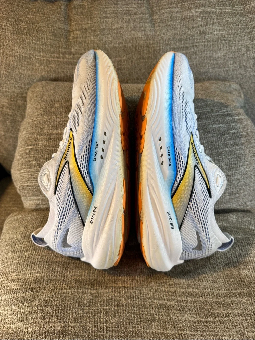 Brooks Glycerin 22 Men’s White Cobalt Orange Running Shoes 110445 D136 Size 11